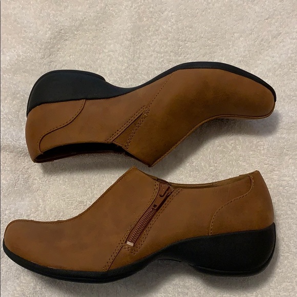 buy naturalizer shoes